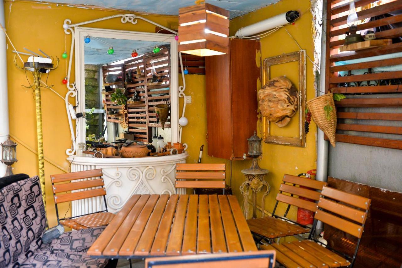 Ok. Bed and Breakfast Kutaisi Exterior foto