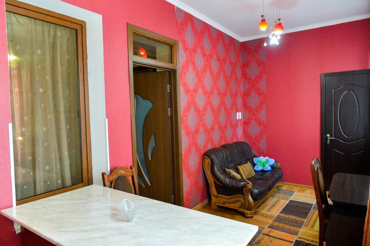 Ok. Bed and Breakfast Kutaisi Exterior foto